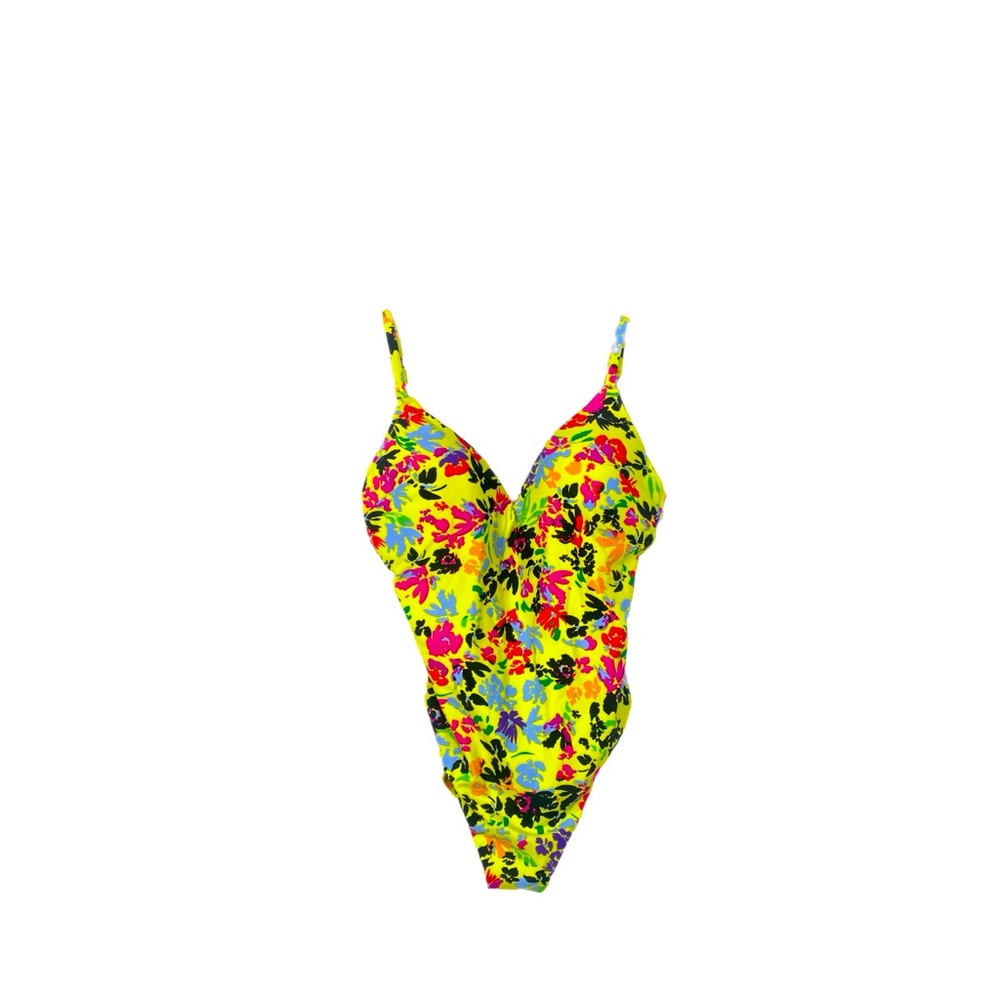 BAR III Women’s Floral Chic 1 pc swimwear Size S sewn in cups NWT